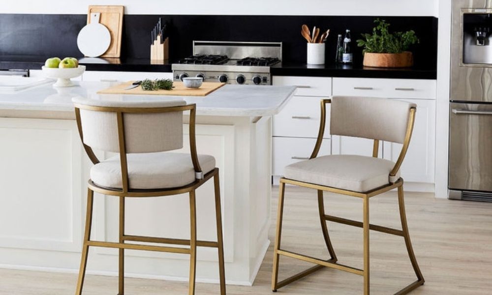 5 Advantages of Bar Stools for Your Home - Your Bar Stools Canada