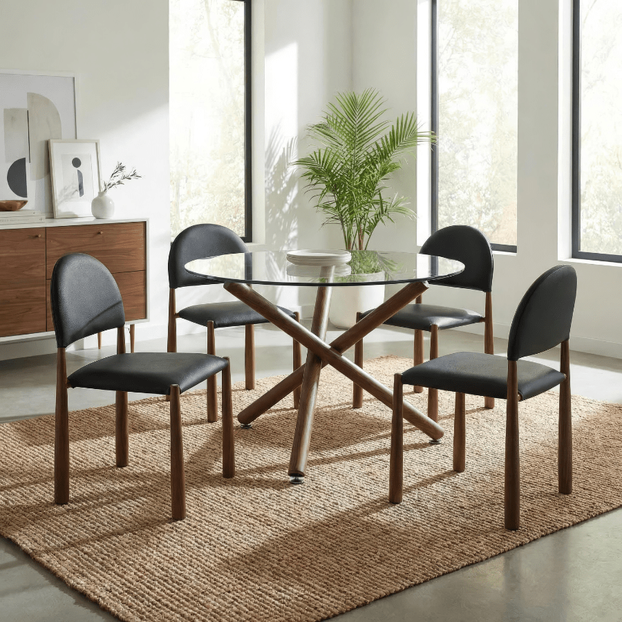 Round Kitchen Table and Chairs