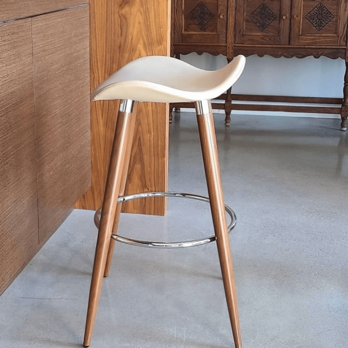 Falcon Ana Backless Metal Counter Top Stools Wheat - Your Bar Stools Canada